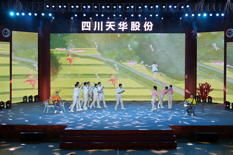 04 情景歌曲：小芳.jpg